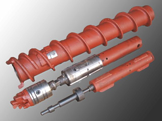 Hohlbohrschnecke OD&nbsp;210&nbsp;mm x ID&nbsp;122&nbsp;mm mit wieder gewinnbarer Bohrspitze und Fanggarnitur